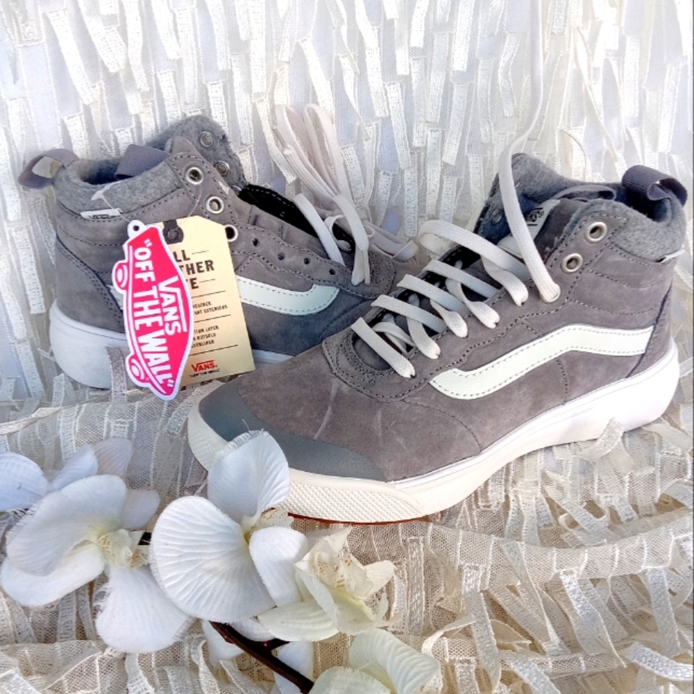 Vans Ultrarange High Top Sneakers